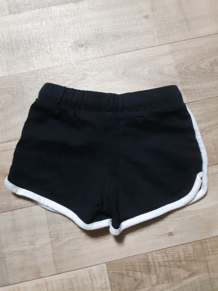 Short fille noir et blanc 2 ans neuf - photo numéro 5