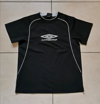 Tee-shirt Umbro 12 ans, 146 cm