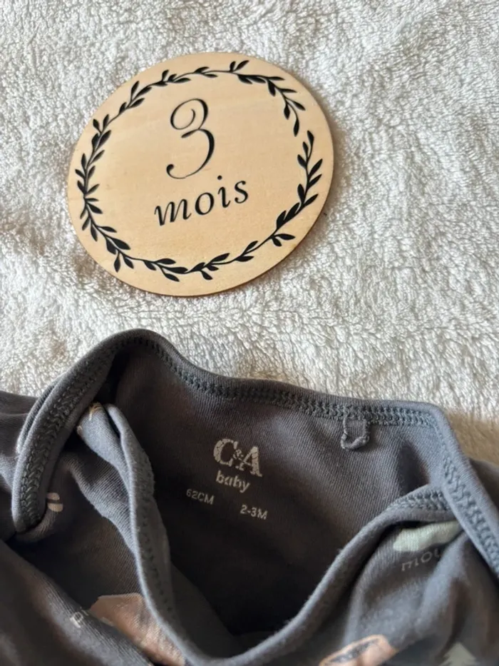 Body, trois mois, C&A - photo numéro 3