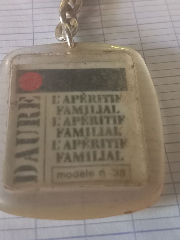 Ancien porte clé Dauré n°38 - photo numéro 4