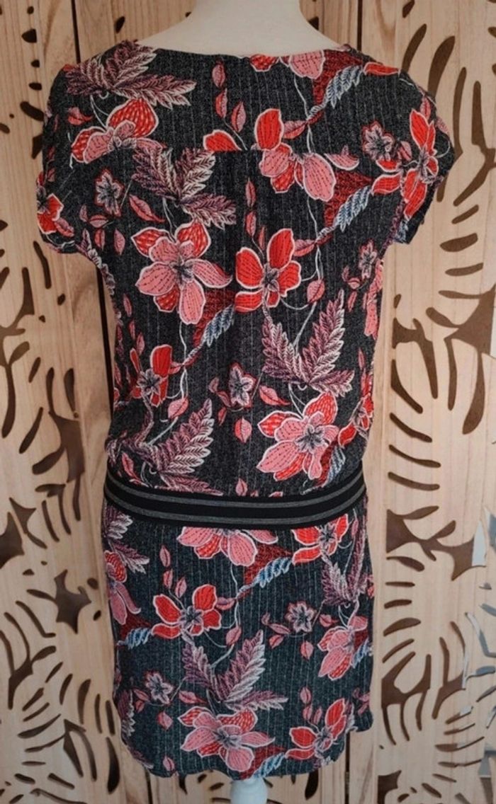 Robe courte fleurie - col V- Taille 36 Grain de Malice - photo numéro 5