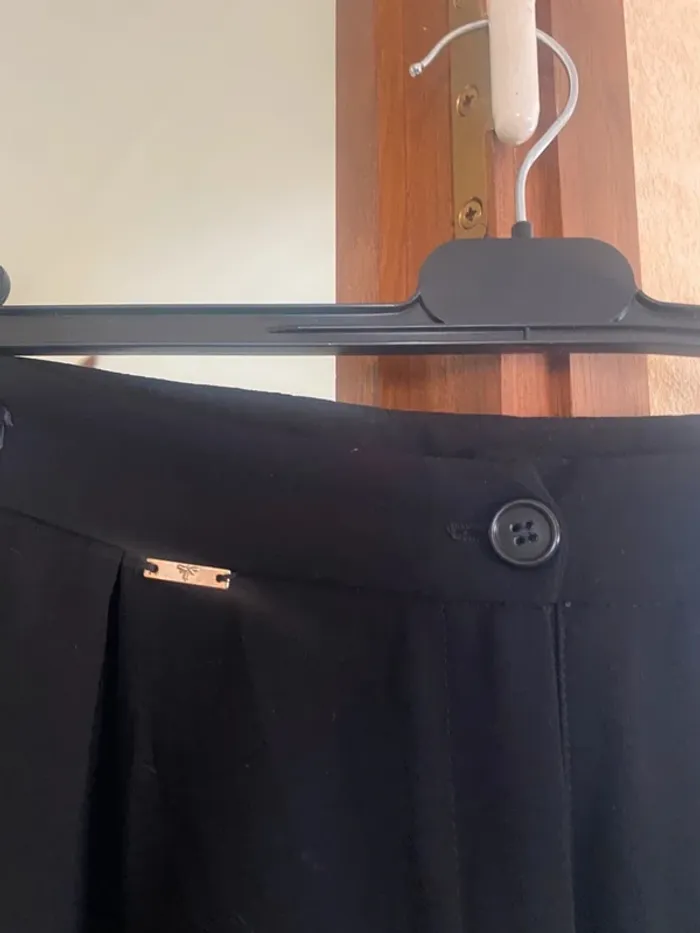 Pantalon noir chic – Taille 36 – La Mode Est À Vous 🖤 - photo numéro 4