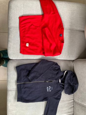 Lot de 2 pulls taille 3 ans