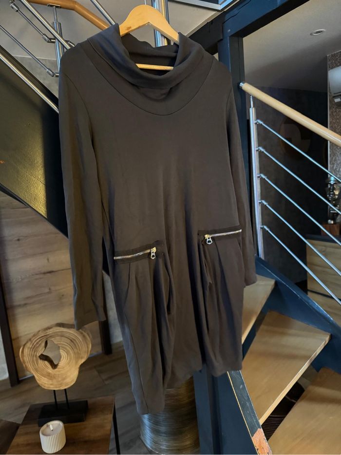 Robe grise