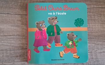 Livre petit ours brun