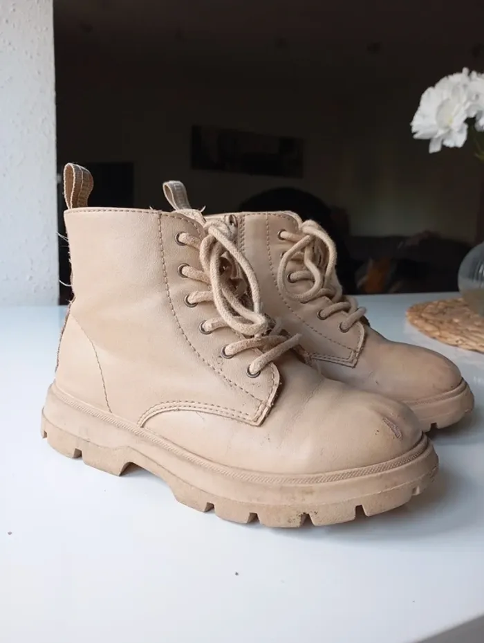 Bottines beige Zara - photo numéro 2