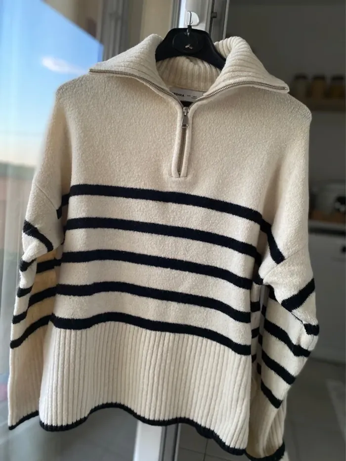 Pull rayure col camionneur beige noir Bershka 36 - photo numéro 2