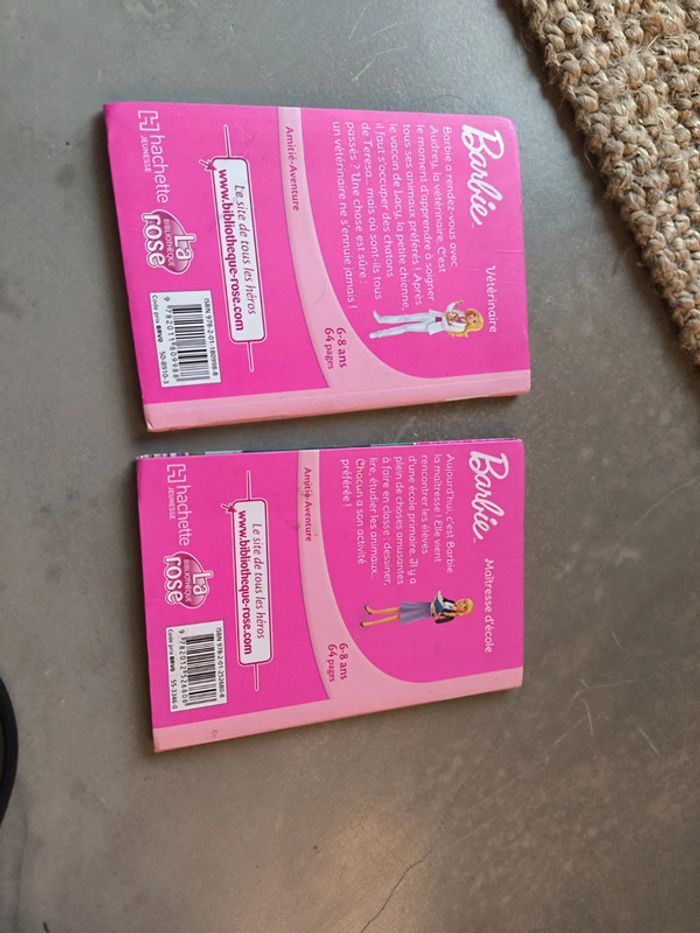 Lot livres barbie - photo numéro 2