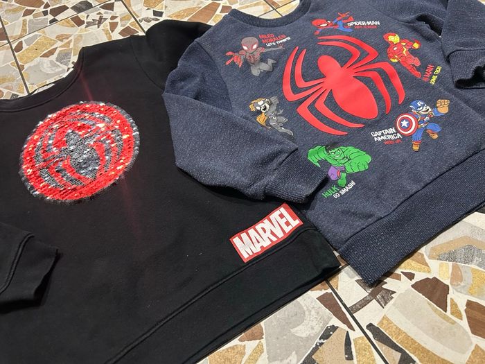 Lot de pulls Marvel - photo numéro 2