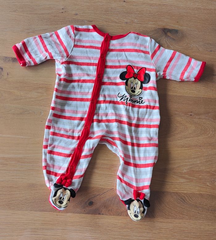 Pyjama Minnie taille 6 mois