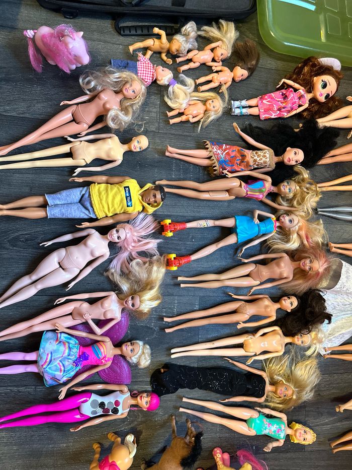 Lots de Barbie - photo numéro 3