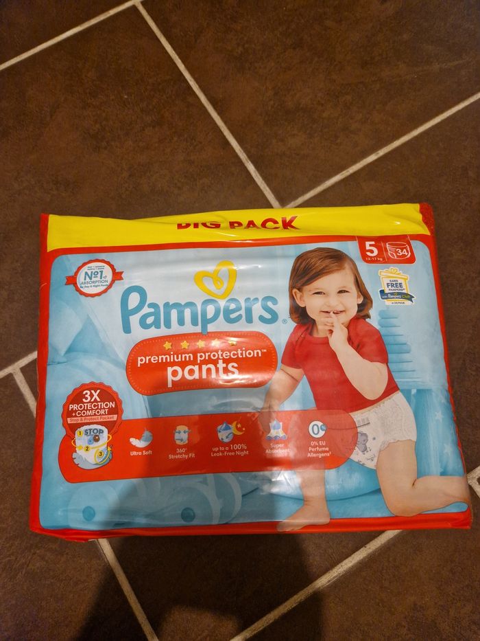 34 Couches pampers taille 5 pants premium protection