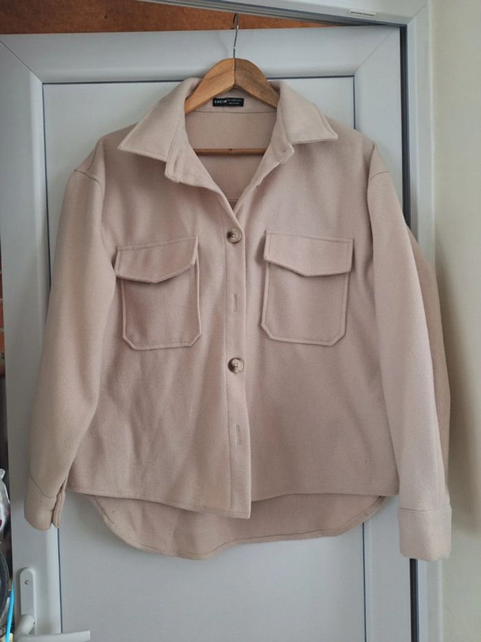 Belle chemise Shein taille 40 / 42