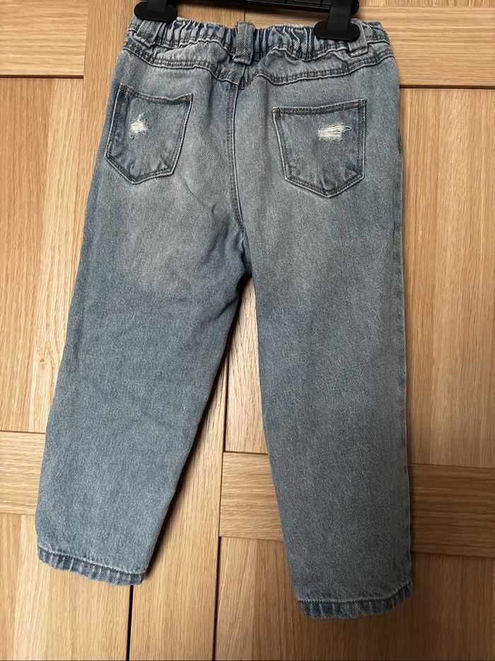 Jean mom bleu effet déchiré KIABI t.4ans - photo numéro 4