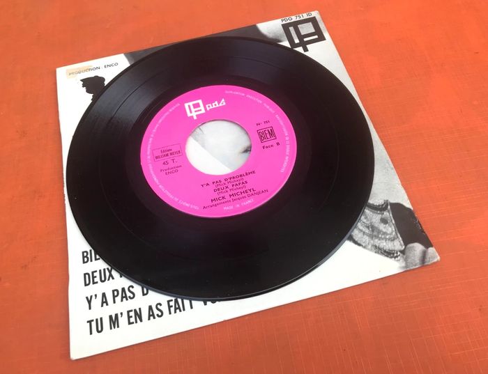 Vinyle 45 tours Mick Micheyl Tu m' en as fait voir PDG 751 ID - photo numéro 4