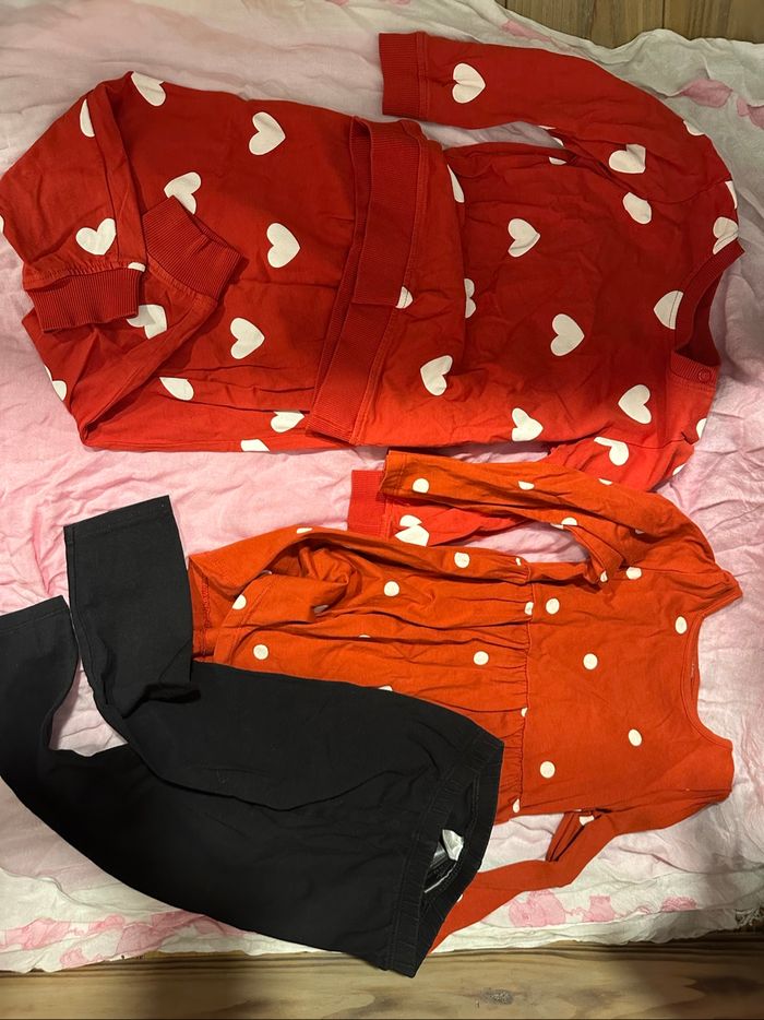 Lot vêtements fille en taille 92 - photo numéro 3