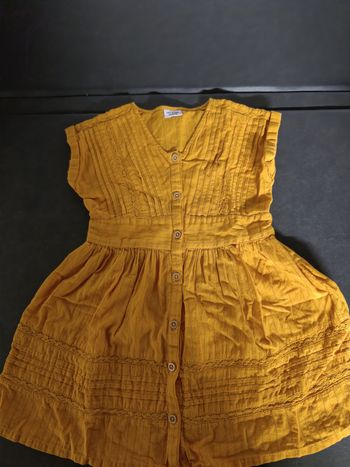 Robe 4 ans tape a l'oeil