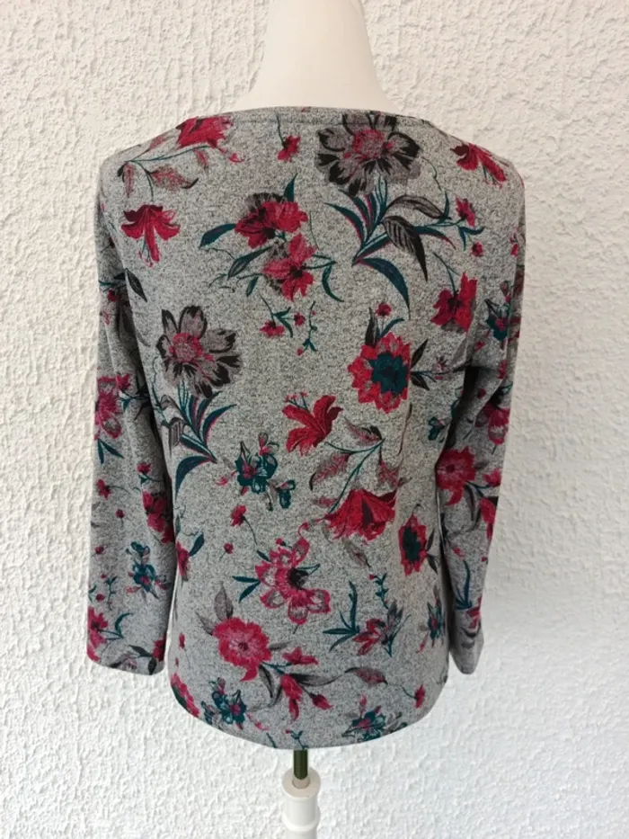 T-shirt manches longues motif fleuri gris taille 38 - photo numéro 3