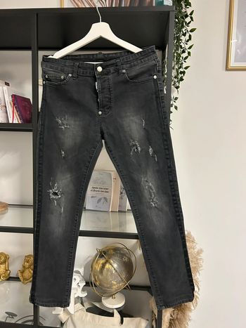 Jeans troué noir 48