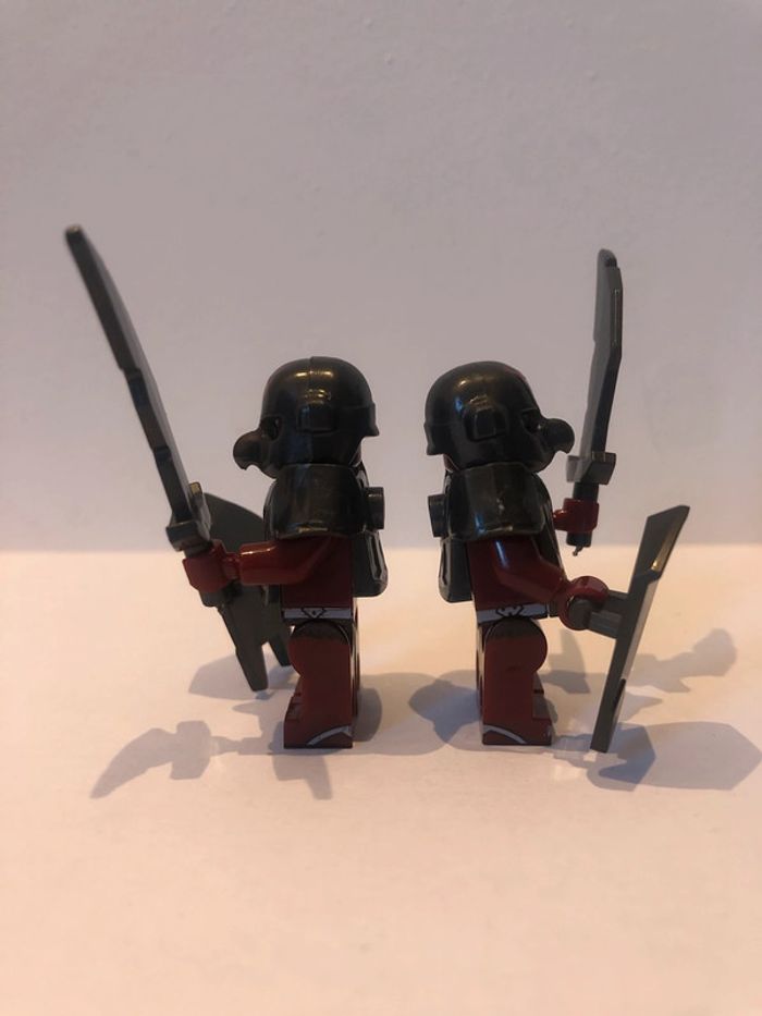 Figurine type lego 2 orcs le seigneur des anneaux/Hobbit - photo numéro 2