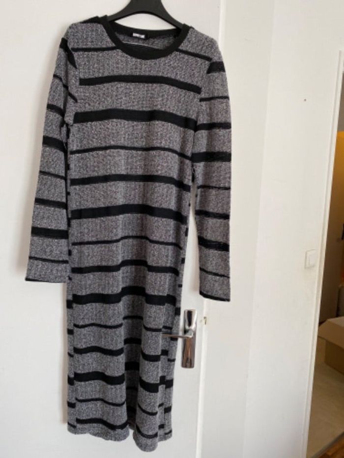 Robe pull transparente