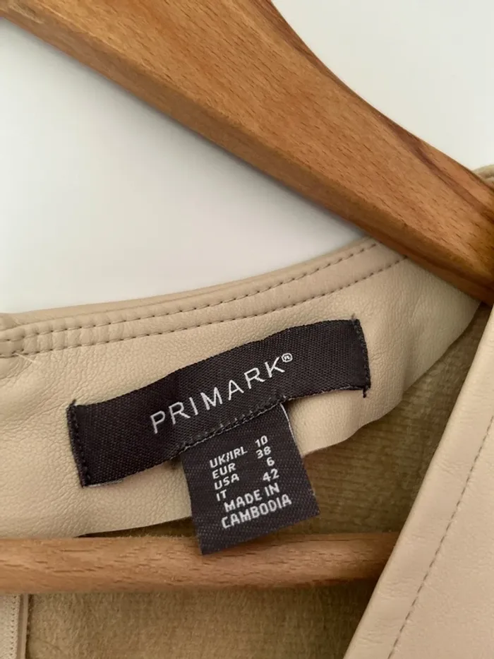 Robe en cuir Primark taille 38 - photo numéro 2