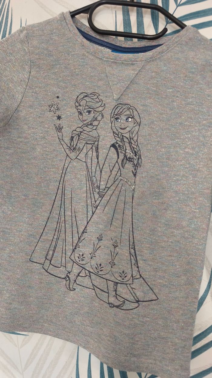 🌸 Lot de 5 pulls - Disney / Kiabi /
Orchestra-
6 ans🌸 - photo numéro 9