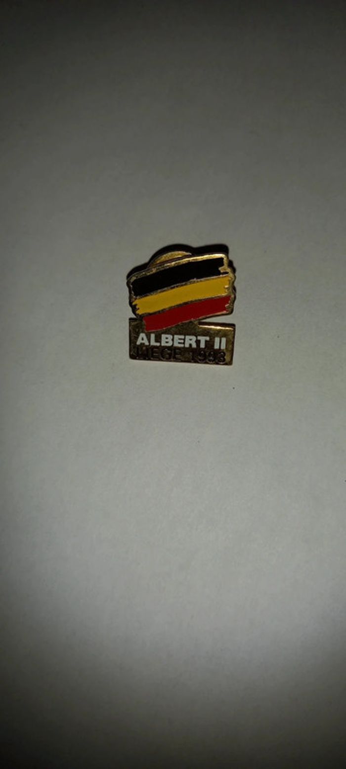 Pin's albert 2 - photo numéro 2