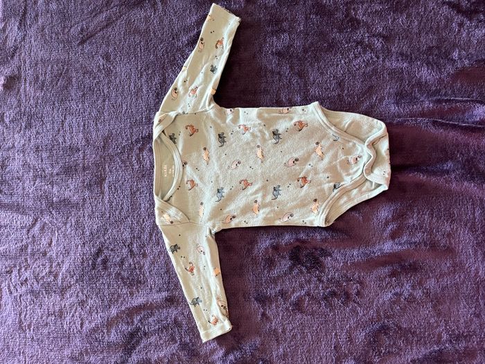 Lot de 5 bodies bébé garçon taille 9 mois KIABI - photo numéro 4