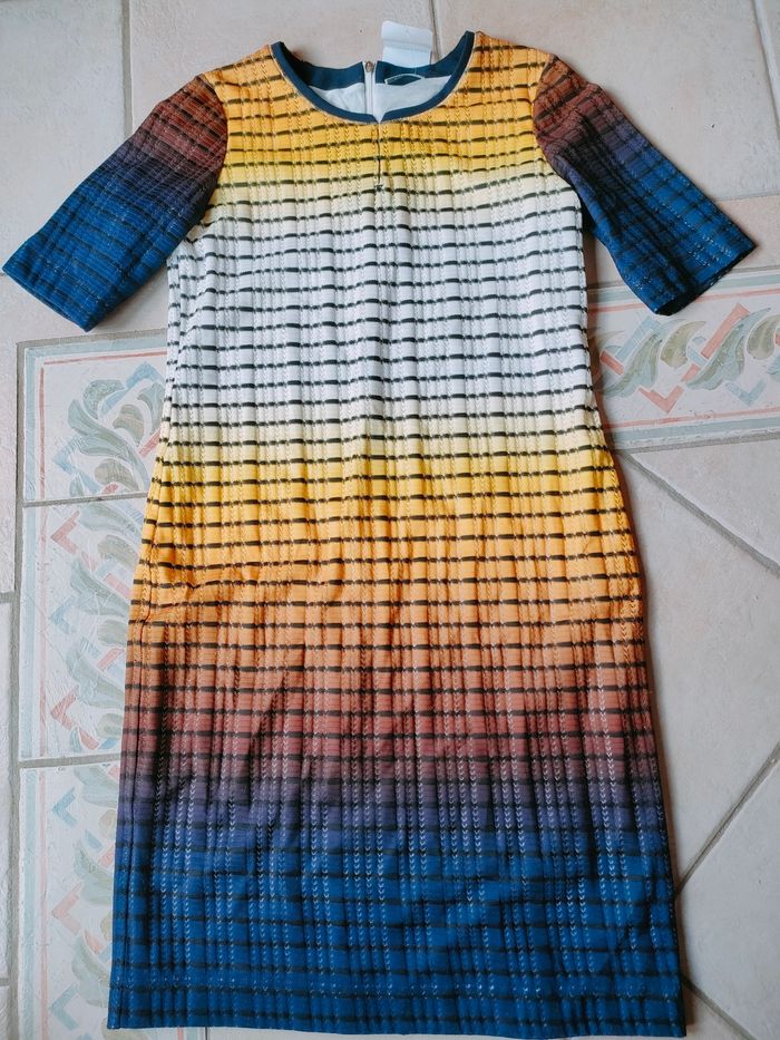 Robe neuve taille 40 marque Sommermann
