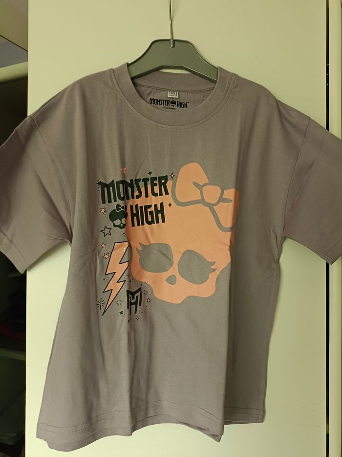 Lot de 2 tee-shirts fille en 6-7 ans 116-122 cm - photo numéro 5