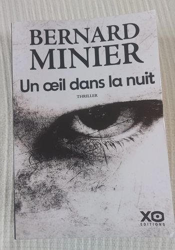 👻un œil dans la nuit👻