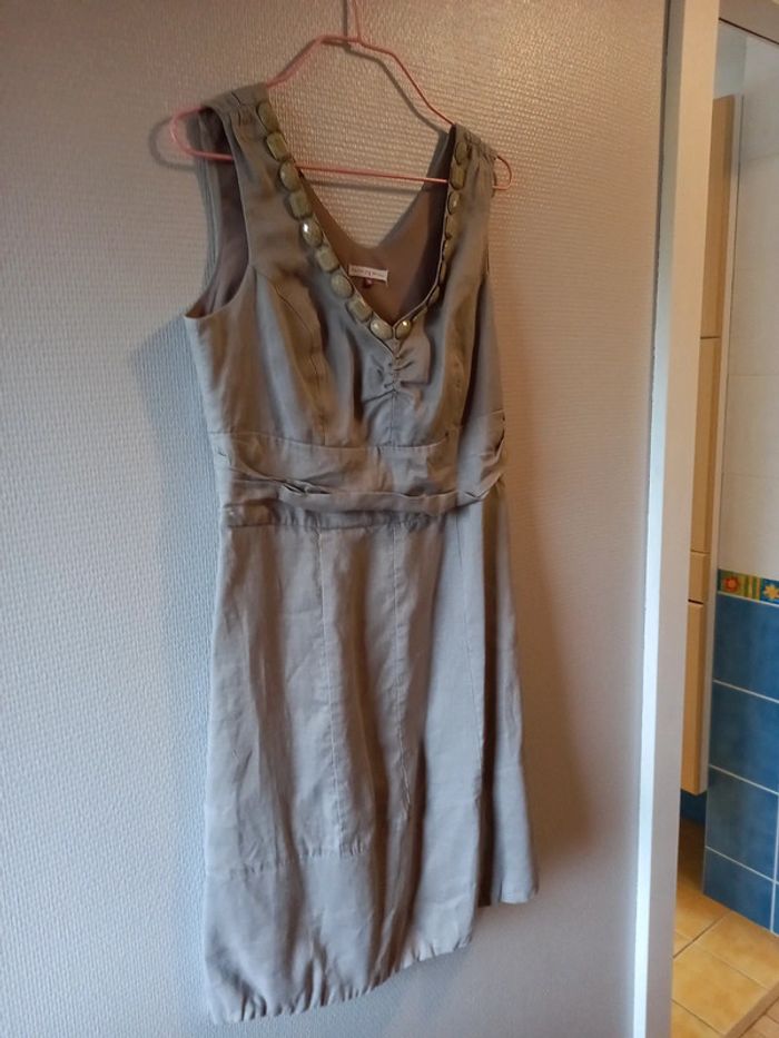 Robe droite - photo numéro 2