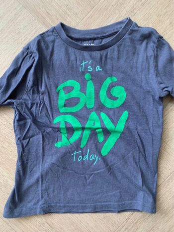 Tee-shirt manches longues taille 4 ans kiabi