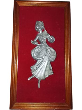 Cadre danseuse étain