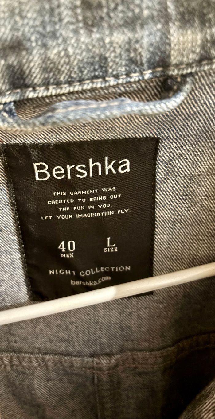 Jolie Veste en Jean Bershka, très peu portée-Taille L - photo numéro 4