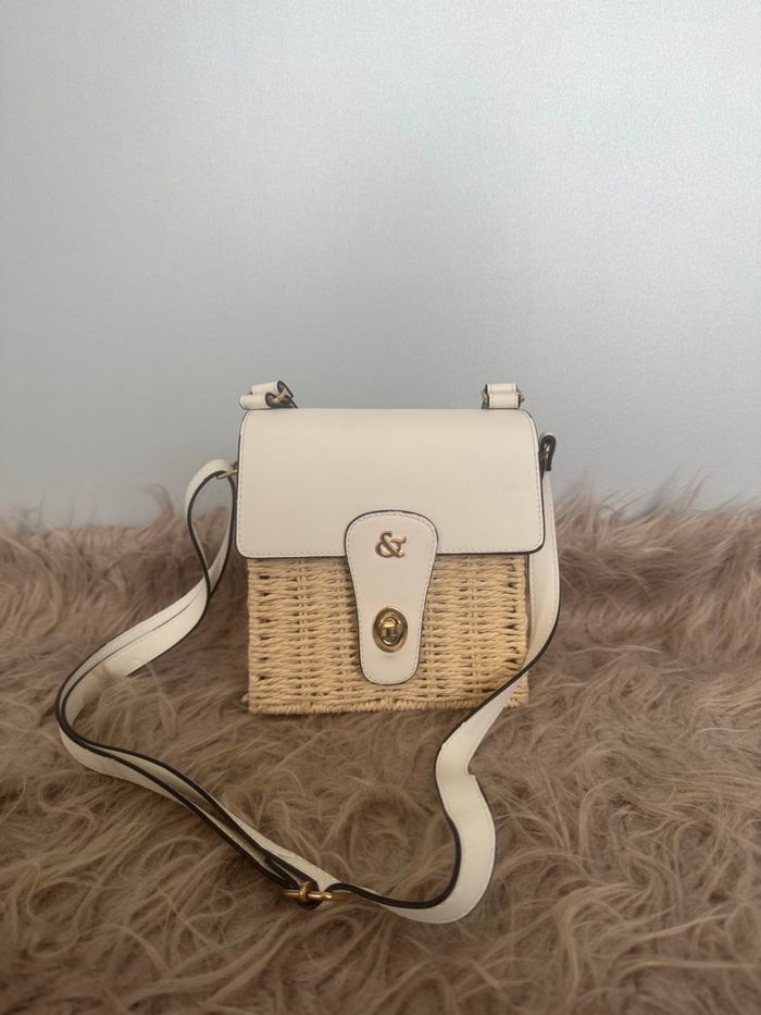 Sac à main en paille.