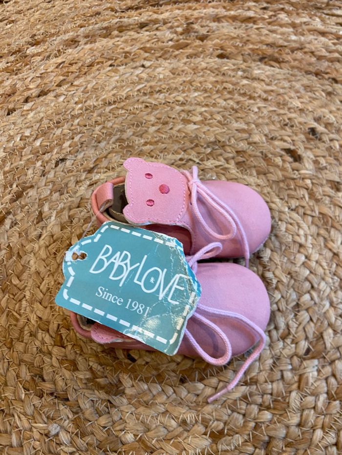 Chaussures bebe fille BabyLove - photo numéro 2
