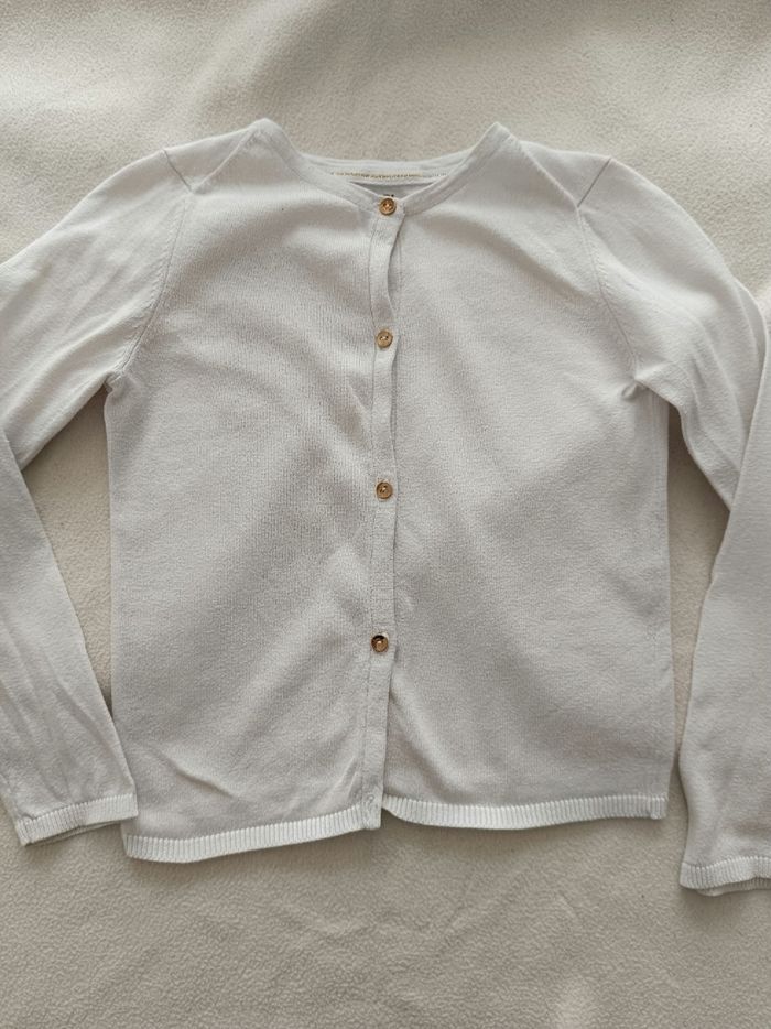 🌸 Gilets - Taille 6 ans 🌸 - photo numéro 3