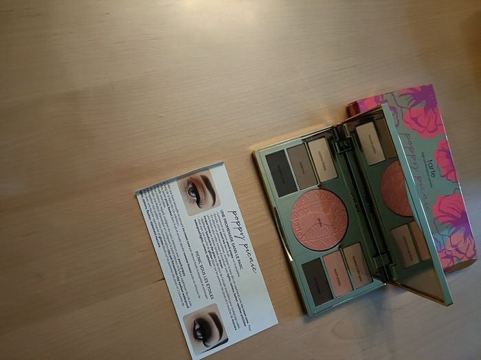 DEUX PALETTES TARTE MARQUE AMERICAINE - photo numéro 4
