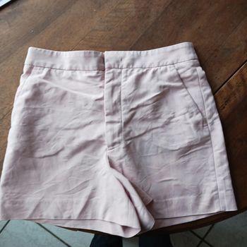 Short taille 36 zarawoman + 1 gratuit