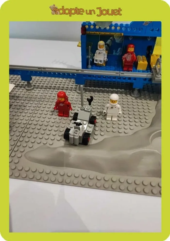 Lego - Classic Space - 6970 - Beta-1 Command Base - photo numéro 6
