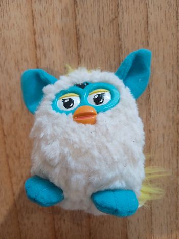 petite peluche Furby mac do