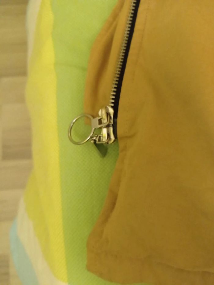 Doudoune beige et noire collection Tweens TAO taille S - photo numéro 10