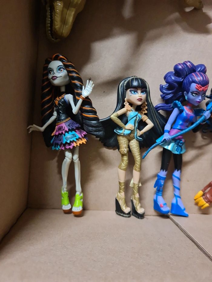 5 personnages monsters high - photo numéro 3