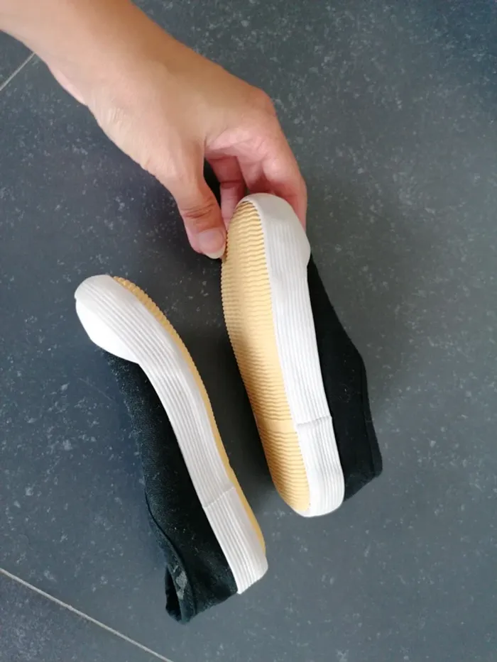 Turnpantoffels maat 26 - photo numéro 6