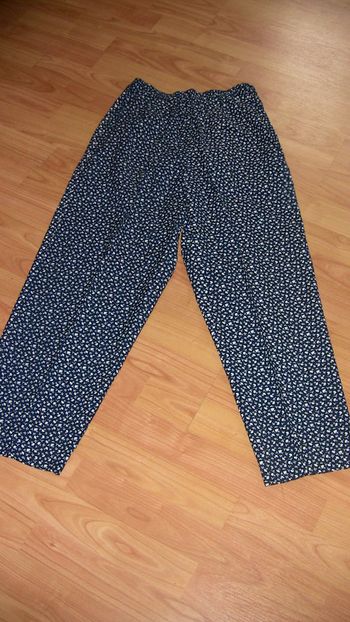 Pantalon et chemisier bleu et blanc Taille 40 Fait main