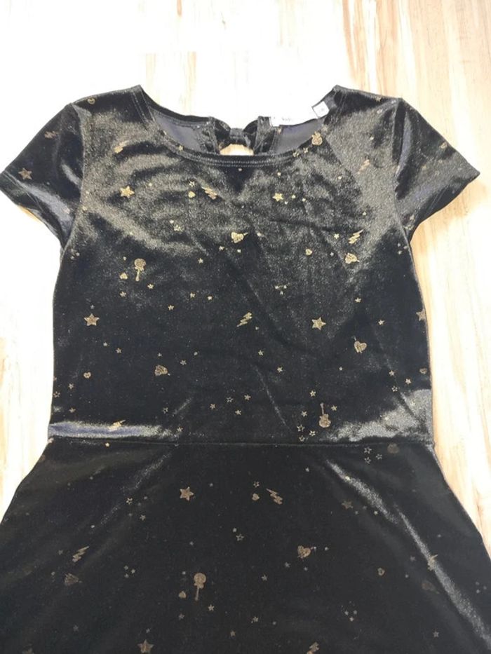 Robe de fêtes 8 ans Gémo imitation velours noire et dorée - photo numéro 2