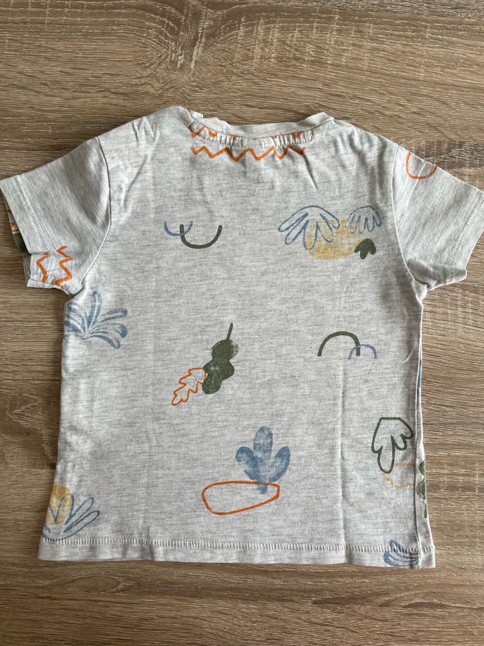 Lot 2 t-shirt OVS 18/24 mois - photo numéro 4