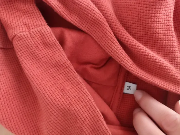 Sweatshirt 5 ans couleur orange brique. - photo numéro 3